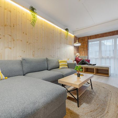 Appartement Narnia à Oradea Extérieur photo